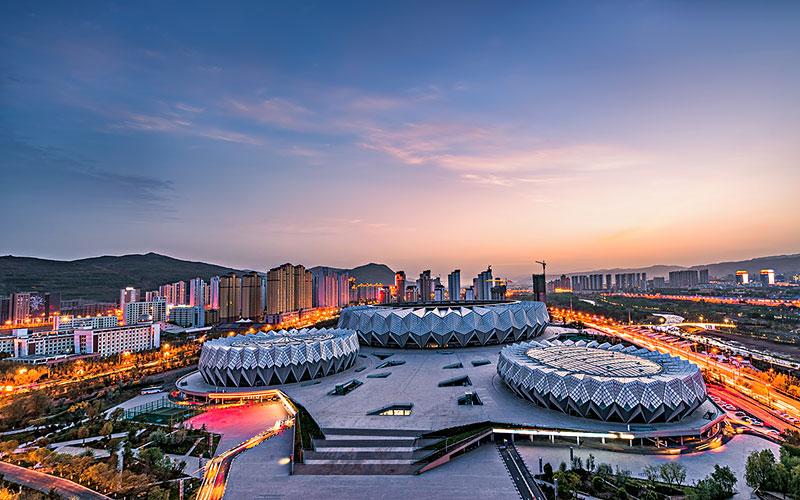 西宁真头发假发专卖店在哪里?(西宁假发专卖店地址分享)