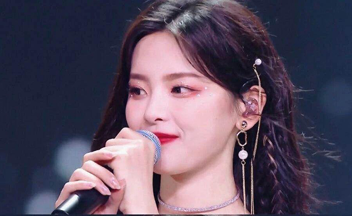 杨超越