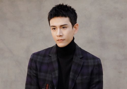 男生平头时尚发型，清爽简约潮男必备！（发型师分享）