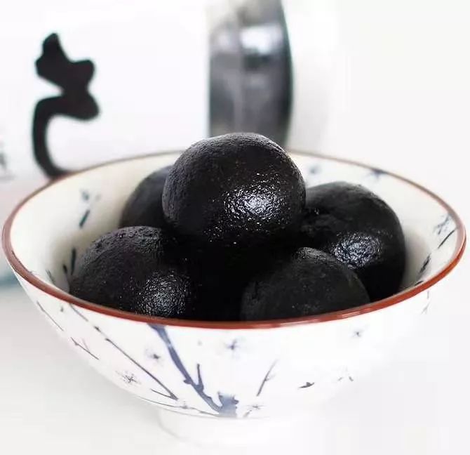 想要养发护发吃什么食物呢?老人吃什么可以乌发?