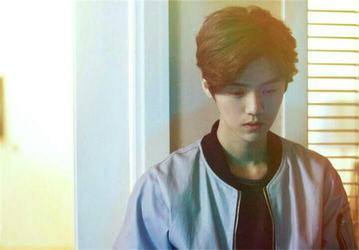 中老年男士假发套看起来假吗？