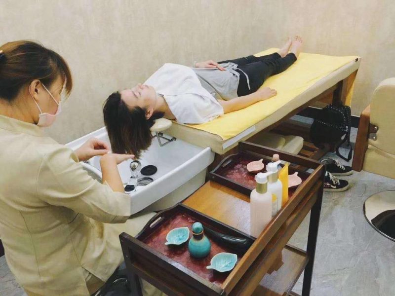 养发馆品牌前十名哪家技术最好？脱发有什么办法恢复