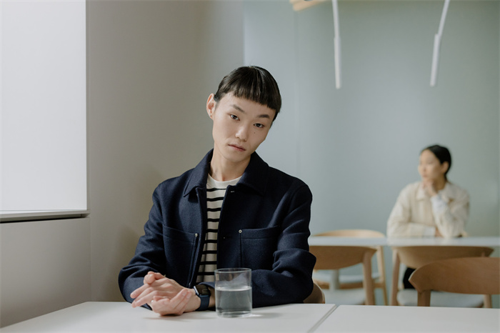 济南卖假发的地方在哪里？